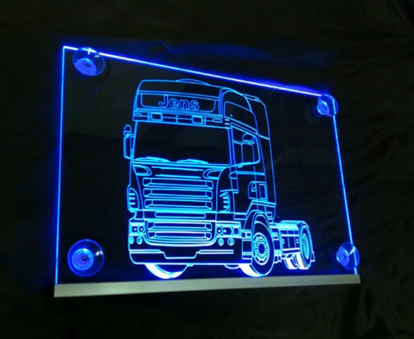 Manufaktur für LED Leuchtschilder - LED Leuchtschild, Namensschild,  Truck Scan ,LKW + Wunschname